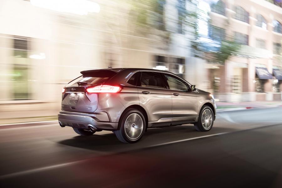  Ford Edge Titanium Elite Package 2018 года  (NA) (фото 7 из 13)